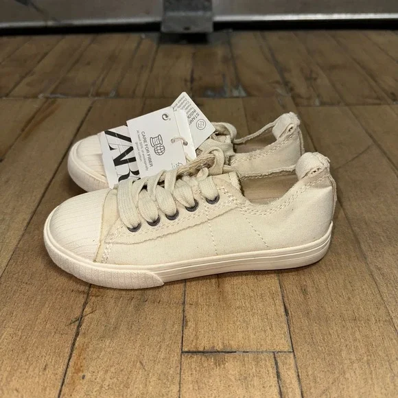 Zara Sneakers Toddler Size‎ 9.5 Off White Low Top Side Zipper Comfort Lace Up - Picture 3 of 8